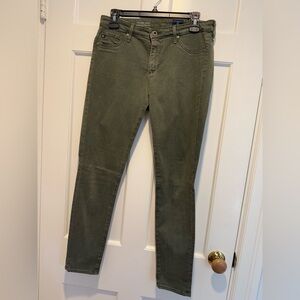 The Abbey Ankle AG green mid-rise super skinny ankle, size 28R